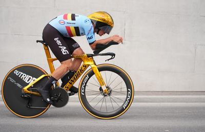 Remco Evenepoel, dublu campion olimpic, și-a apărat titlul mondial la contratimp și vrea să repete isprava de la Paris