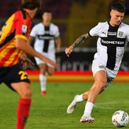 Dennis Man, în acțiune pe „Via del Mare” din Lecce / Foto: Imago
