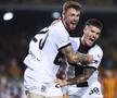 Dennis Man sărbătorește cu Antoine Hainaut primul gol gialloblu al lui Pontus Almqvist / Foto: Imago