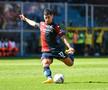Ruslan Malinovskyi, mijlocașul ucrainean al lui Genoa, a suferit o accidentare gravă la piciorul drept în repriza secundă a meciului de la Venezia / Foto: Imago