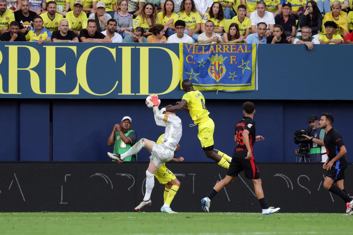 Verdict crunt pentru fotbalistul Barcelonei » A părăsit terenul pe targă și nu va mai putea juca tot sezonul