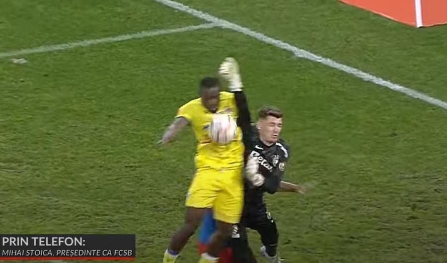 Faza de la golul maract de Petrolul. Ion Crăciunescu a descoperit o altă eliminare pe care arbitrul trebuia s-o dicteze la meciul FCSB - Petrolul: „Nu scrie nicăieri că dacă nu dă sângele nu e roșu” » Cum a analizat golul oaspeților