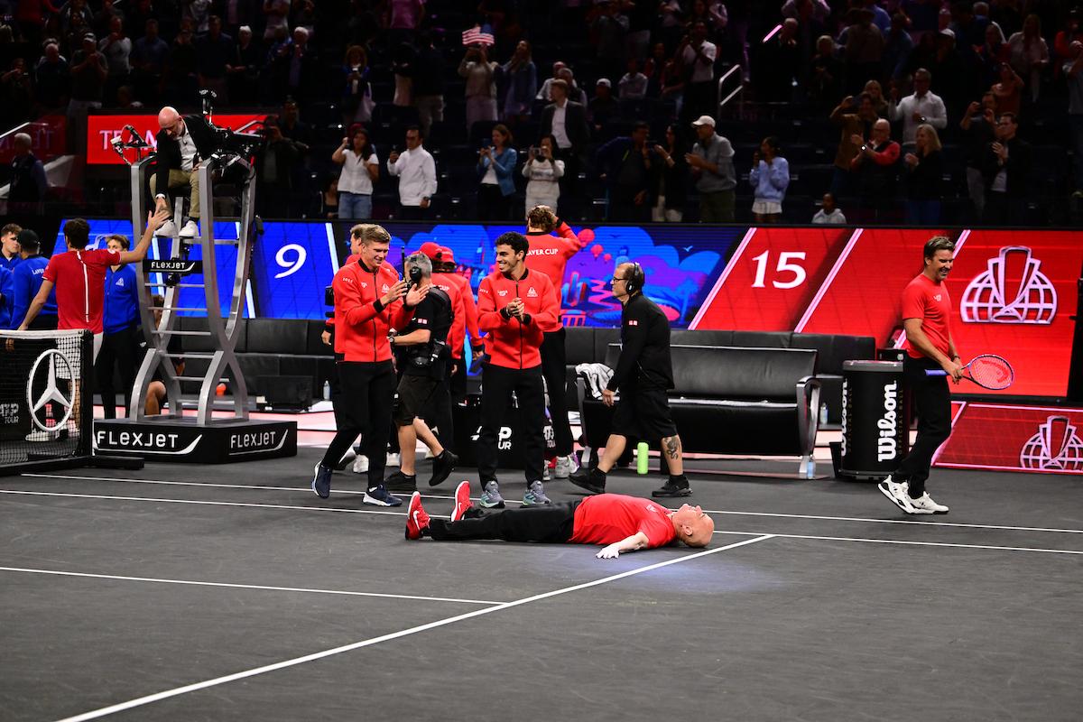 Echipa Lumii, triumfătoare pentru a 3-a oară în Laver Cup, după o nouă prestație excelentă a lui Taylor Fritz: „Vom deschide niște șampanii în vestiar”