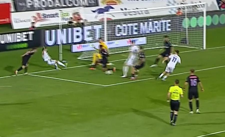 Faza care l-a enervat pe Mihai Stoica, la golul 2 din Botoșani - FCSB 3-1 Mihai Stoica a făcut praf un om de bază la FCSB: „El făcea șpagatul, era Nadia Comăneci”