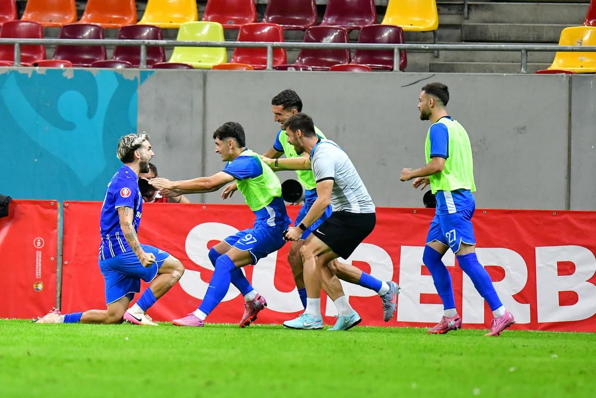 Lovitură pentru Dinamo! A luat „galben” la ultima fază și e SUSPENDAT cu Craiova