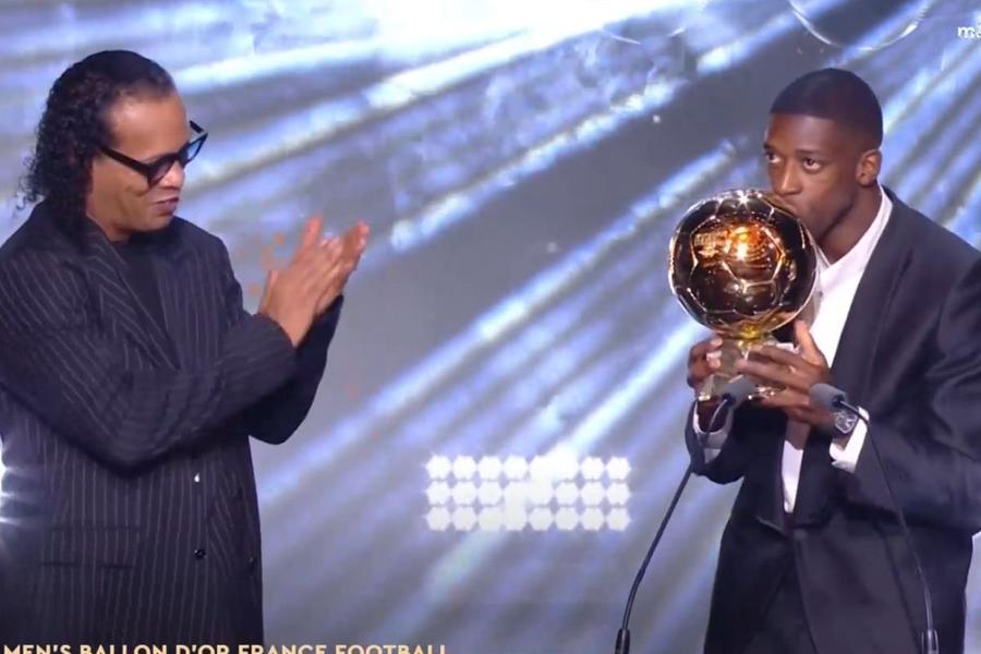 Ousmane Dembele a câștigat Balonul de Aur 2025. A primit trofeul de la Ronaldinho