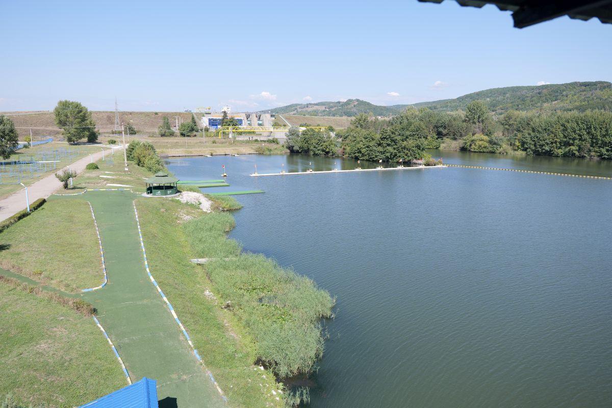 Am intrat în baza sportivă din România construită cu sprijinul lui Ion Iliescu: „Specialiștii spun că e a treia din lume” » Legătura cu fostul președinte