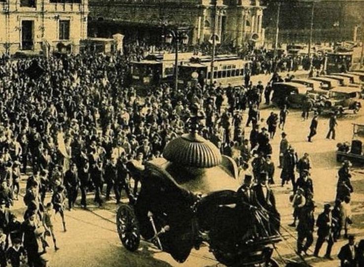 La funeraliile lui Arellano, organizate în octombrie 1929, pe străzile din Santiago s-au strâns mii de oameni