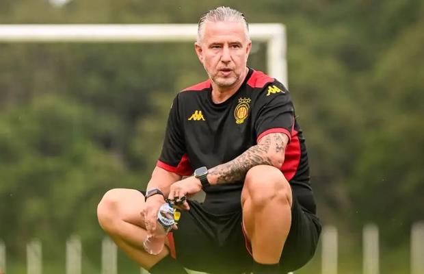 Prima reacție din Bănie, după acordul Reghecampf - FCSB: „Sperăm să-i încurce”