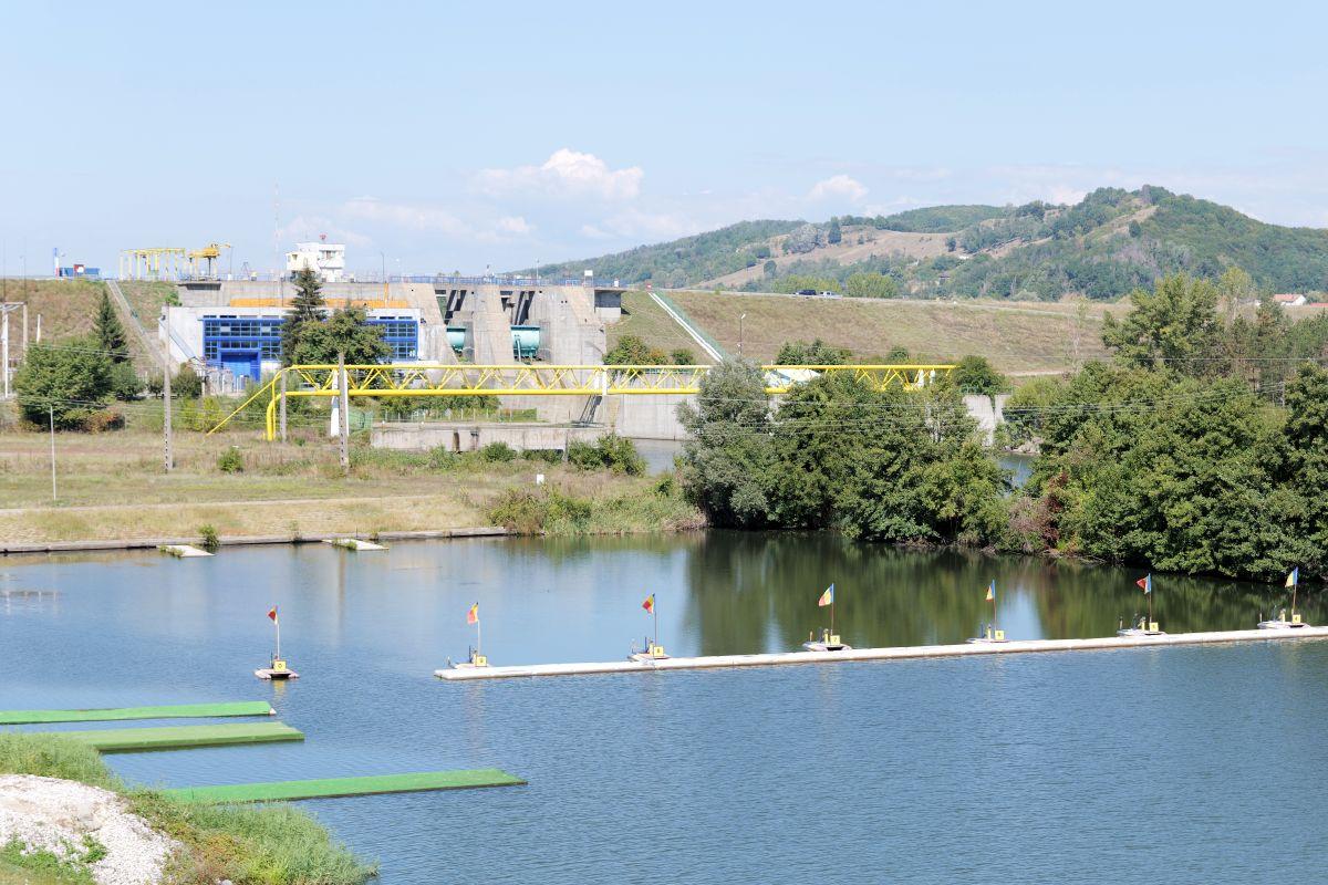 Am intrat în baza sportivă din România construită cu sprijinul lui Ion Iliescu: „Specialiștii spun că e a treia din lume” » Legătura cu fostul președinte