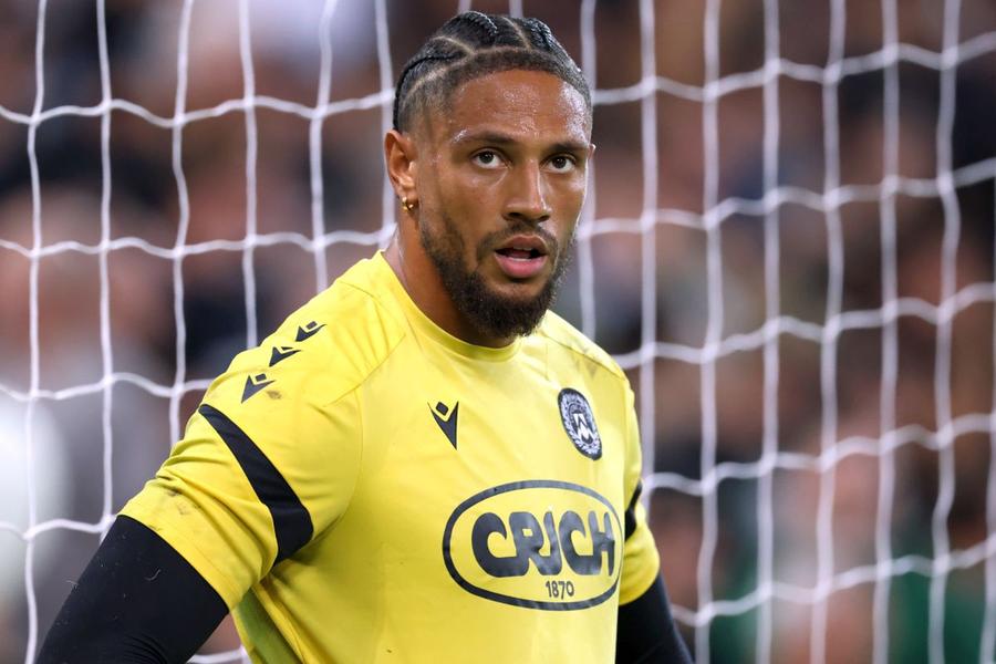 Maduka Okeye, portarul lui Udinese // Foto: Getty Images Celebra prezentatoare TV dă o nouă lovitură! Și-a petrecut ziua de naștere cu un fotbalist din Serie A