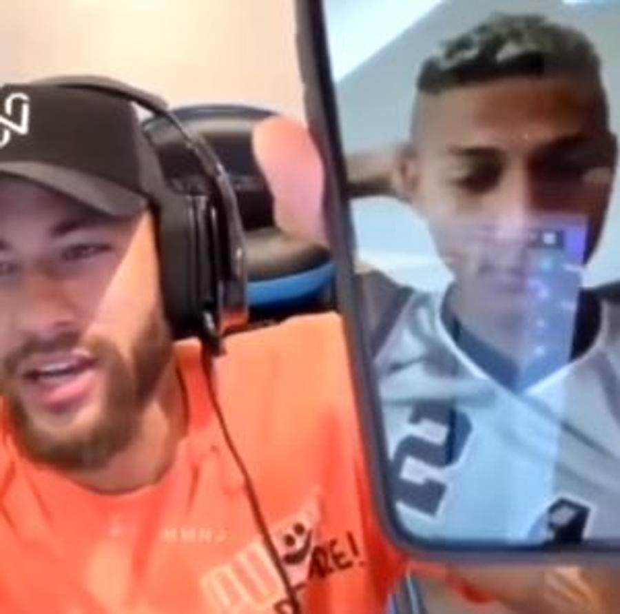 Un coechipier al lui Neymar a primit 10.000 de mesaje în 5 minute, după ce brazilianul le-a arătat fanilor numărul lui: „Mulțumesc, ești un geniu”