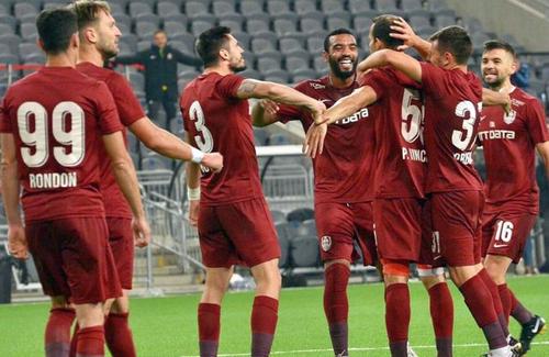 Bogdan Andone, fostul antrenor al Astrei, e impresionat de Paulo Vinicius (36 de ani), fundașul-golgeter de la CFR Cluj.