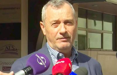 Mircea Rednic anunță transferuri noi înainte de meciul cu Rapid: „Astăzi au mai făcut vizita medicală doi jucători”