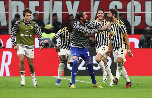 Juventus s-a impus pe San Siro și intră puternic în lupta la titlu! AC Milan, răpusă de fostul jucător