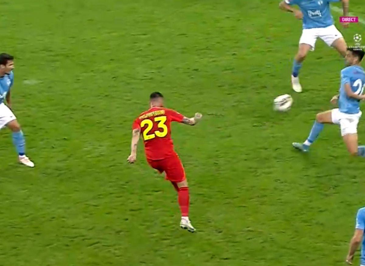 Fază ÎNCINSĂ în ultimele minute » FCSB a cerut penalty! Mingea l-a lovit în mână, dar arbitrii n-au vrut să audă: „E ditamai hențul!”