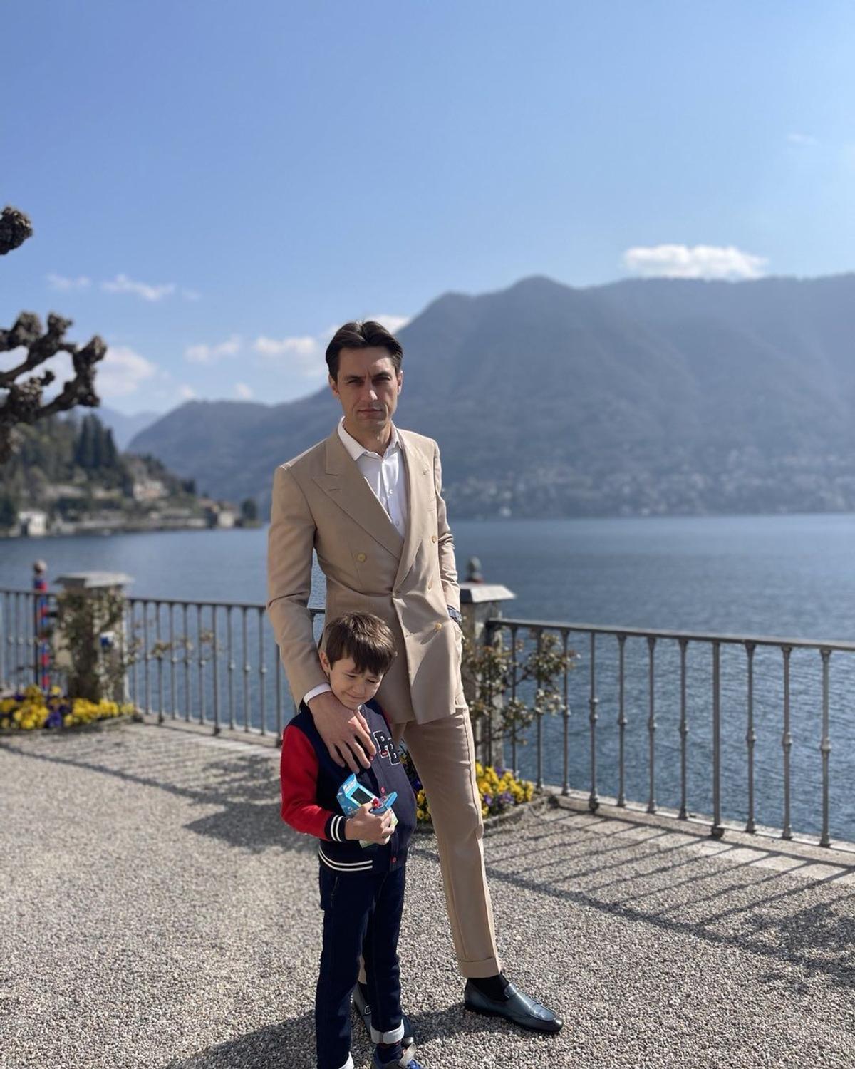 Ciprian Tătăruşanu, printre cei mai bine îmbrăcaţi fotbaliști români. Foto: Instagram