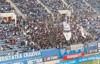 HAOS în Bănie! Suporterii n-au mai rezistat: „Rușine să vă fie! Demisia!”