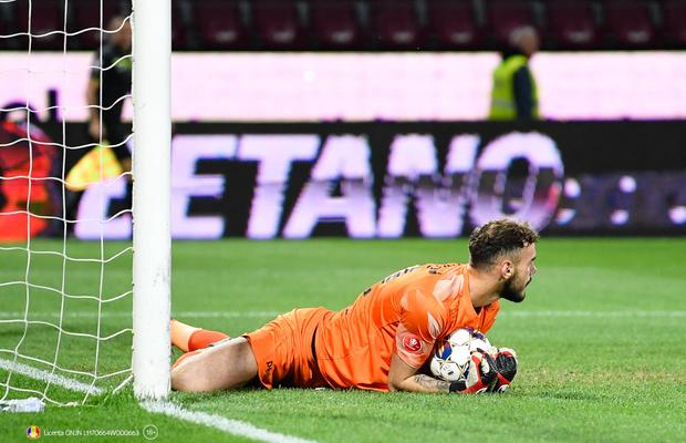 Cotă de aproape 100 la meciurile Sepsi - Botoșani și CFR Cluj - Oțelul, cu Bet Builder, pe Betano