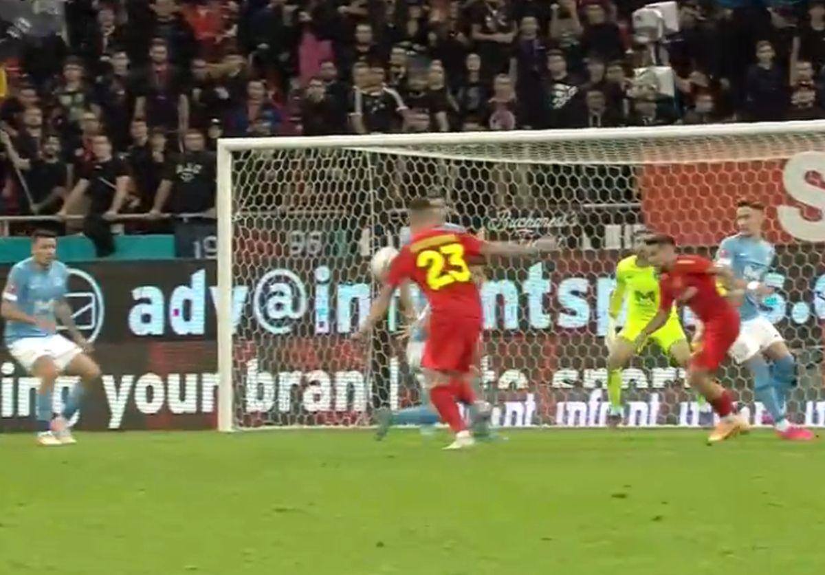 Florin Răducioiu crede că FCSB ar fi trebuit să primească penalty în finalul meciului: „Uitați-vă unde are mâna, ce naiba! E 11 metri clar”