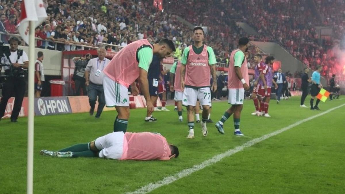 Olympiakos - Panathinaikos, întrerupt definitiv » Haosul a fost declanșat imediat după golul de 1-1