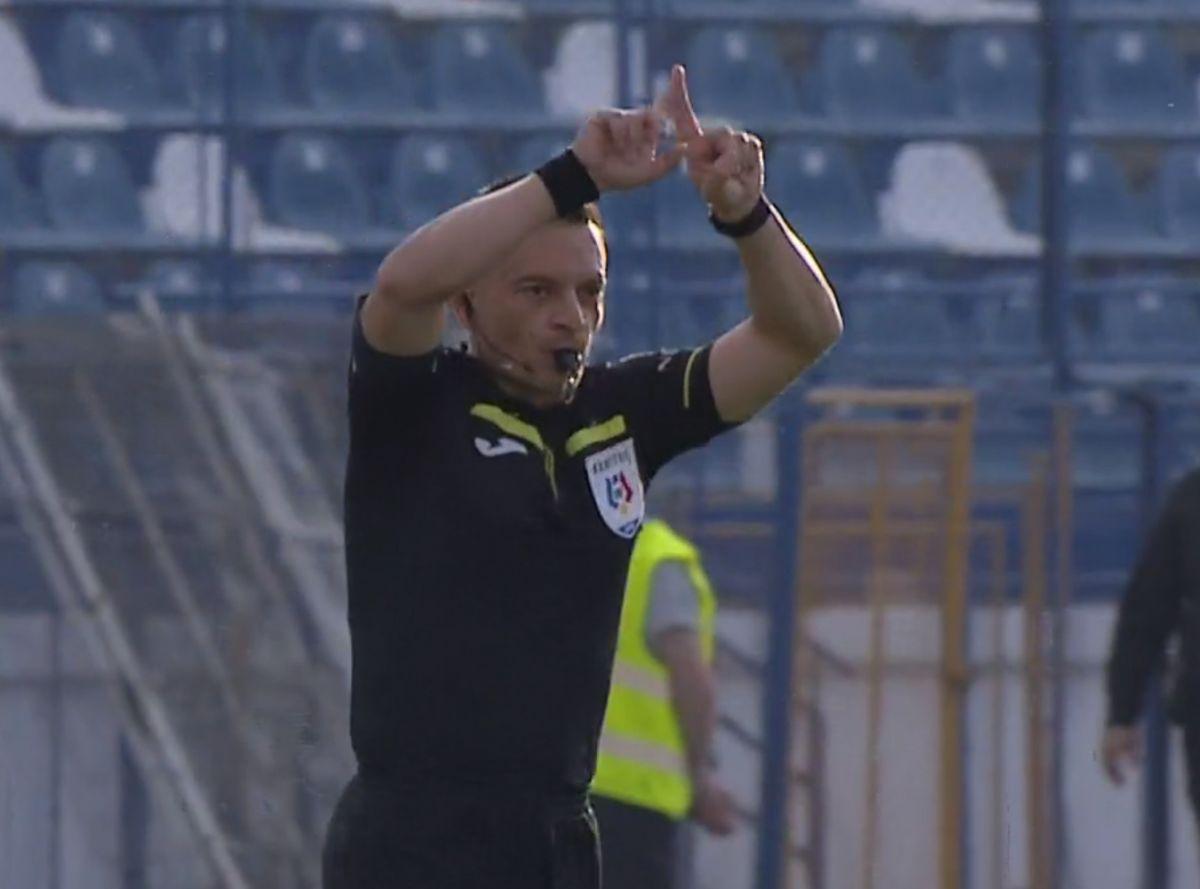 Iulian Dima, decizii controversate în Poli Iași - FCU Craiova