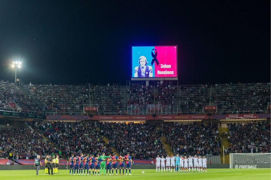 La ultimul meci disputat pe „Estadi Olimpic” Montjuic, Barcelona a spulebrat-o pe FC Sevilla (5-1) / Foto: Imago Hard Rock în ajun de Crăciun în campionatul spaniol » Un meci foarte important din LaLiga ar putea fi mutat, în premieră, în orașul în care evoluează Leo Messi!
