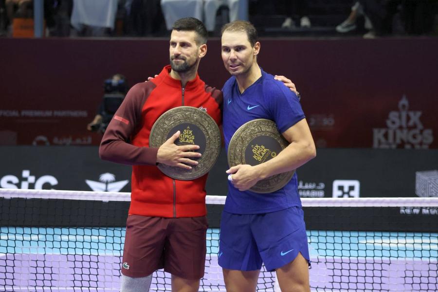 Rafael Nadal și Novak Djokovic/ foto Imago Images Cum a făcut Rafael Nadal 1,5 milioane de dolari în mai puțin de 3 ore