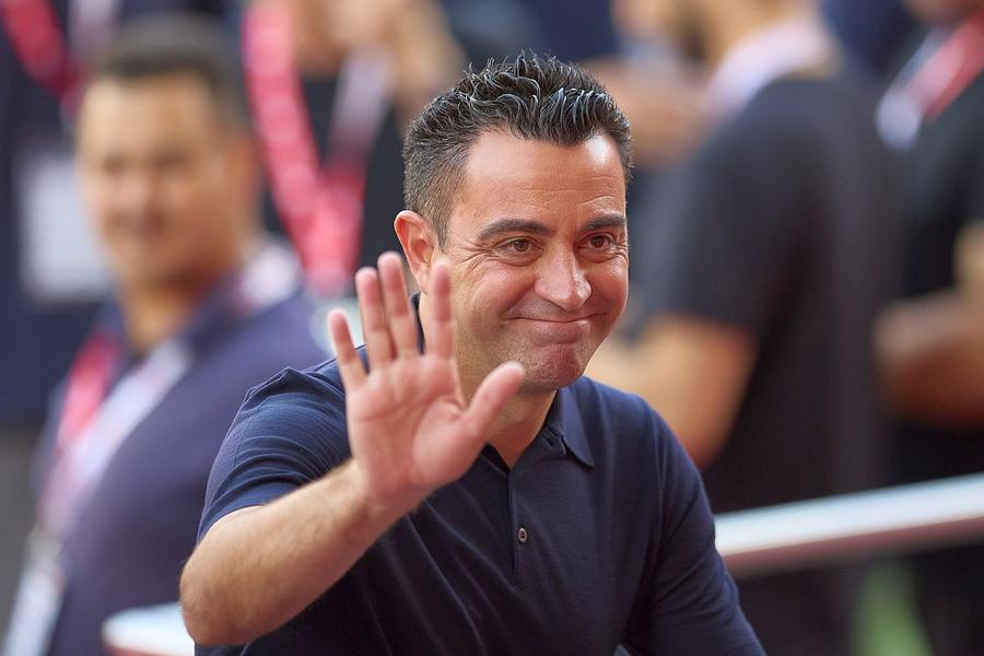 Xavi Hernandez // foto: Guliver/gettyimages „De ce trebuia să fie denigrat Xavi pentru a-l lăuda pe Hansi Flick?” Capitolele la care actuala Barcelona arată mai slab decât în urmă cu două sezoane după 13 etape!