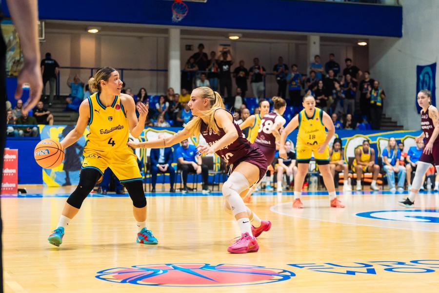Duel românesc în FIBA Europe Cup între CSM Corona Brașov și CSM Oradea » Alte 4 echipe au reprezentat țara noastră în cupele europene