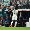 Jose Mourinho schimbându-l pe Vinicius. O imagine tot mai frecventă la Real Madrid / Foto: Imago