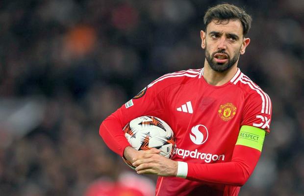 „O rușine absolută” » Bruno Fernandes, pus la zid de legenda lui Liverpool: „Ca un copil în curtea școlii”