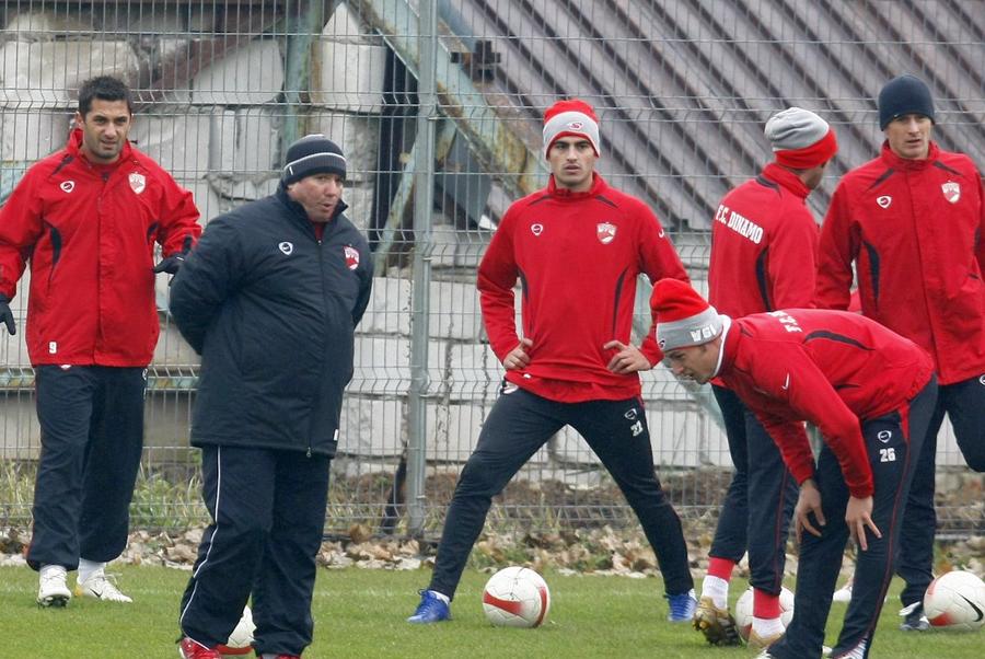 Ștefan Radu #40 » Omul care l-a promovat pe Fane Radu dezvăluie de ce n-a mai venit, de fapt, la echipa națională: „A avut un conflict cu el. S-a supărat și a înghițit în sec”
