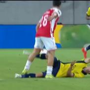 Darius Olaru s-a accidentat în Royale Union SG - Hapoel Beer Sheva / FOTO: captură @Prima Sport