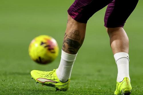 Tatuajul „4 in a row”, prin care Kyle Walker a marcat cele 4 titluri de campion ale Angliei câștigate cu Man. City între 2020 și 2024