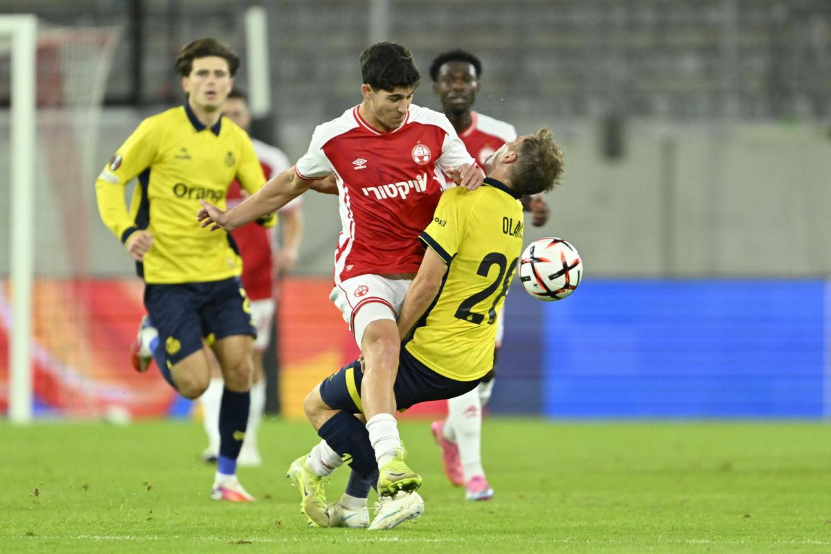 Au răbufnit după accidentarea lui Darius Olaru: „A fost o intrare murdară! A vrut să-l lovească”