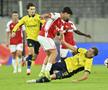 Darius Olaru s-a accidentat în Royale Union SG - Hapoel Beer Sheva / FOTO: Imago Images
