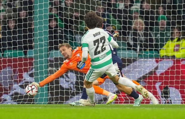 Etapa 3 din Europa League: Olaru s-a accidentat, Ionuț Radu și-a salvat echipa + AC Milan s-a făcut de râs