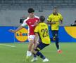 Darius Olaru s-a accidentat în Royale Union SG - Hapoel Beer Sheva / FOTO: captură @Prima Sport