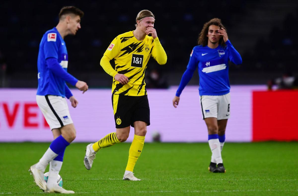 Youssoufa Moukoko, debut istoric în Bundesliga la 16 ani și o zi! Contracte fabuloase pentru noua stea a Borussiei Dortmund » Vârsta e pusă sub semnul întrebării