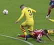 Pique, stoperul catalan, accidentat în minutul 62 al meciului cu Atletico Madrid, scor 0-1, are leziuni la ligamentul încrucișat anterior și la ligamentul colateral medial. Între trei și cinci luni de pauză!