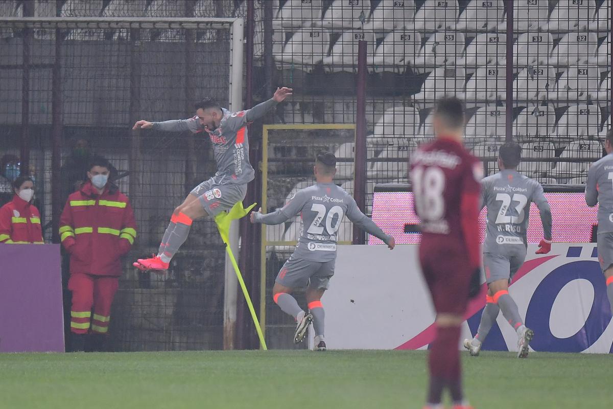 CFR Cluj - UTA 0-1. Ioan Hora, omul meciului: „Un rezultat enorm, extraordinar!” + Concluziile lui Balint