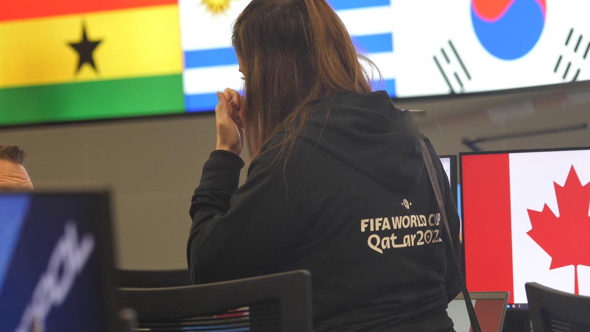 Românul care ajută Poliția din Qatar prezintă cum se gestionează un meci de la Campionatul Mondial: „Complet diferit față de un FCSB - Dinamo”