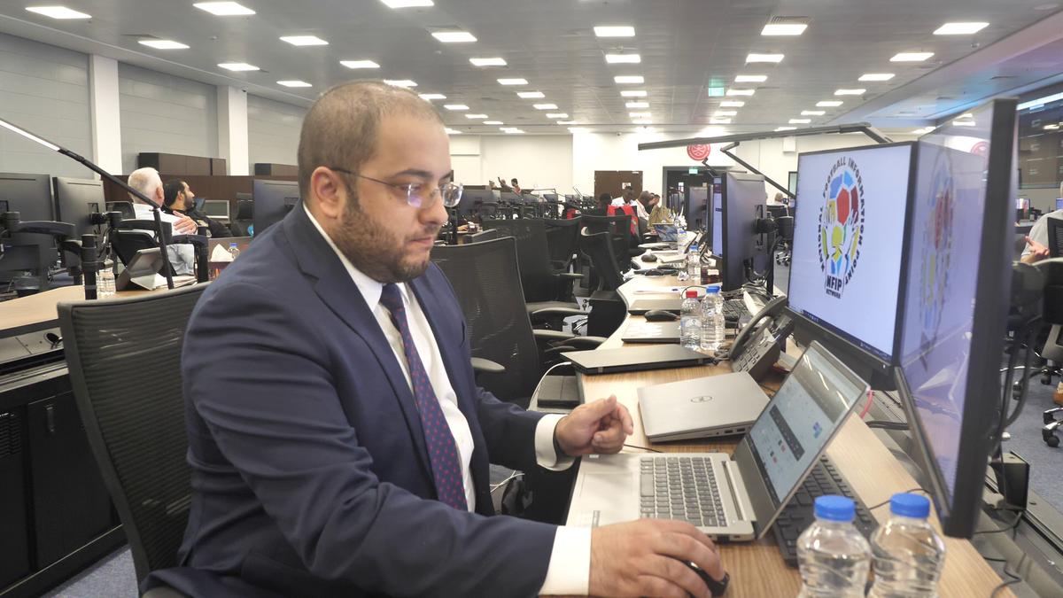 Un român ajută Poliția din Qatar » Reportaj GSP din Centrul de Comandă de unde se supraveghează TOT ce mișcă în Doha