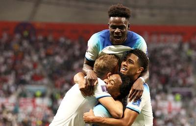 Anglia e ALL-IN pentru trofeu » Victorie zdrobitoare în confruntarea cu Iran + Impresiile de pe stadion ale trimișilor GSP în Qatar