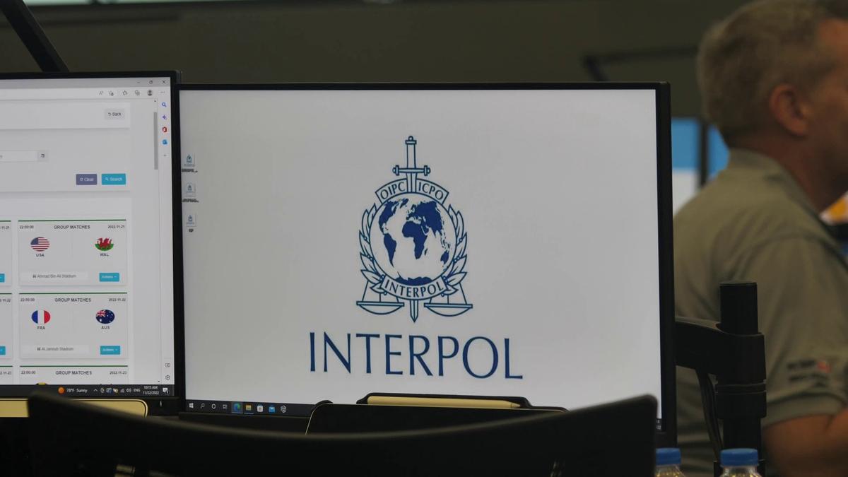 Românul care ajută Poliția din Qatar prezintă cum se gestionează un meci de la Campionatul Mondial: „Complet diferit față de un FCSB - Dinamo”