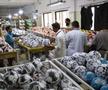 70% din mingile din lume sunt produse într-un singur orășel din Pakistan! O mare parte dintre ele sunt cusute manual