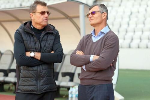 „Secundul” Mircea Cojocaru, stânga, alături de Ioan Ovidiu Sabău / foto: monitorulcj