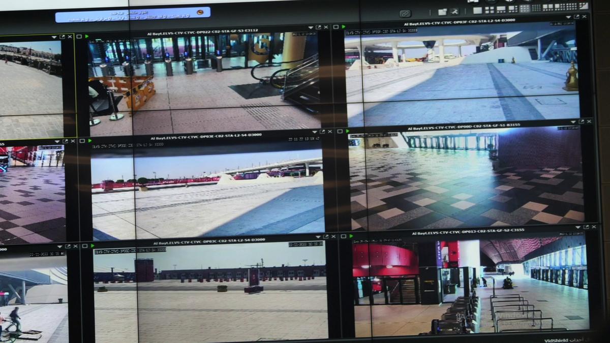 Un român ajută Poliția din Qatar » Reportaj GSP din Centrul de Comandă de unde se supraveghează TOT ce mișcă în Doha