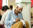 70% din mingile din lume sunt produse într-un singur orășel din Pakistan! O mare parte dintre ele sunt cusute manual